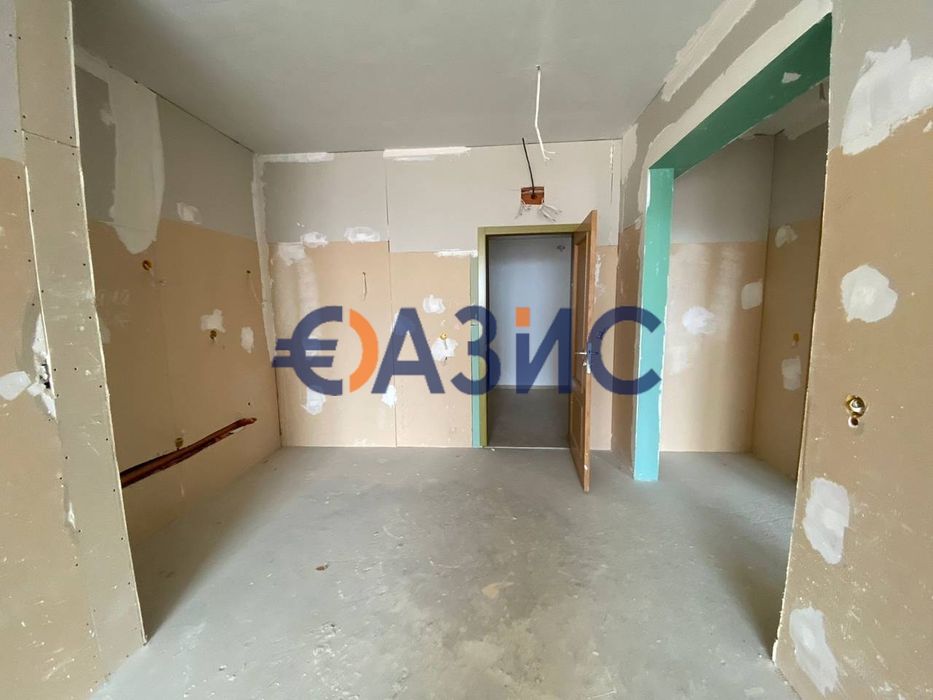 Продава се Двустаен апартамент в с. Кошарица, Област Бургас - 94 кв.м за 237 €/кв.м - Снимка #6