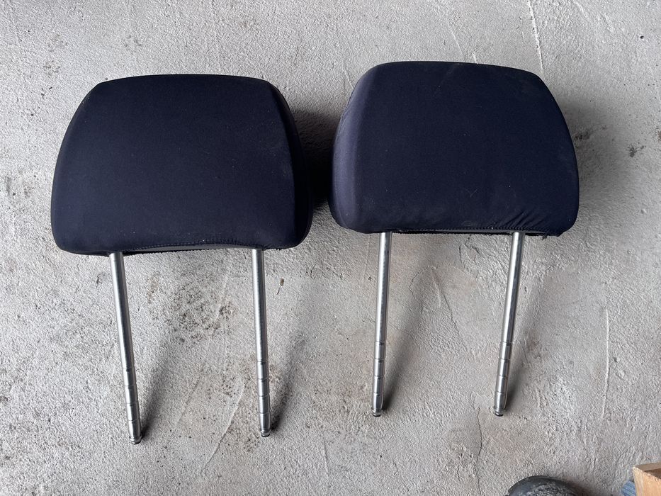 2 bucati tetiere scaune fata