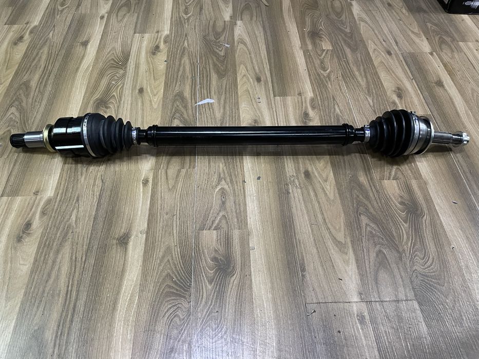 Привод в сборе граната на Toyota Matrix