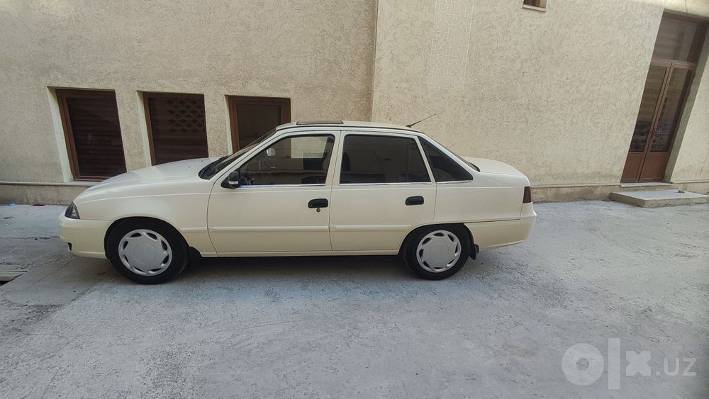 Nexia 2 tramblyor qaymoq rang