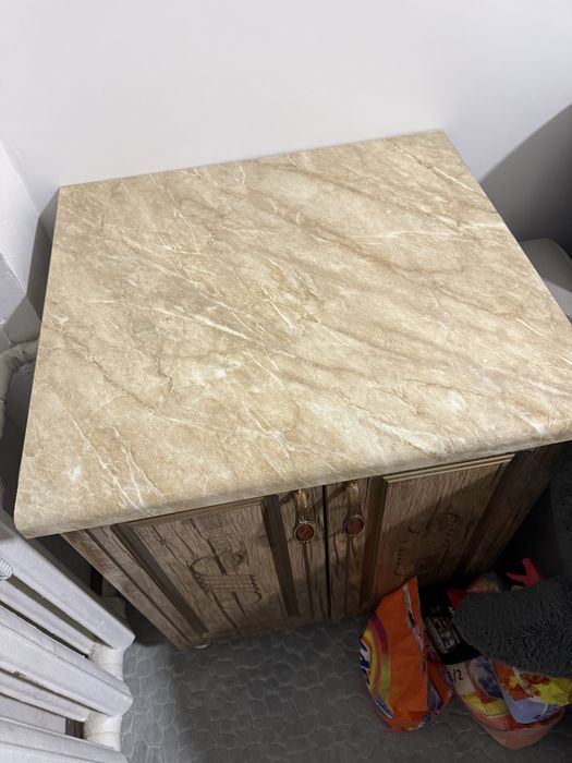 Тумба с двумя дверцами