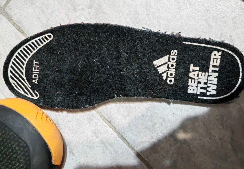 Adidas 29 номер,стелка 18 см.