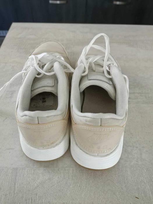 Маратонки  Nike в отлично състояние без забележки