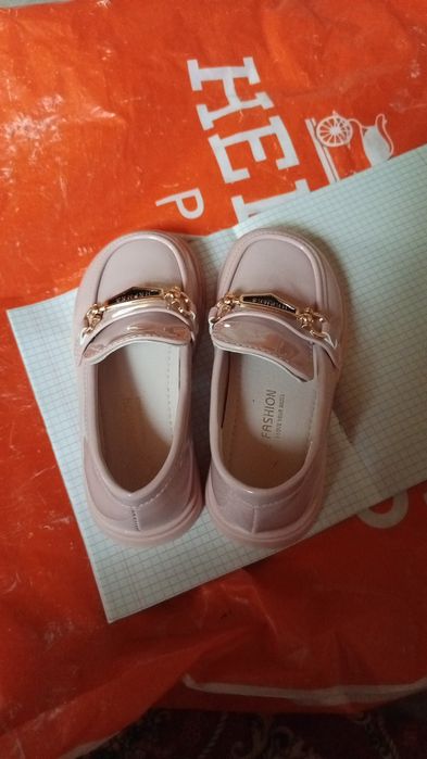 Туфельки детские новые