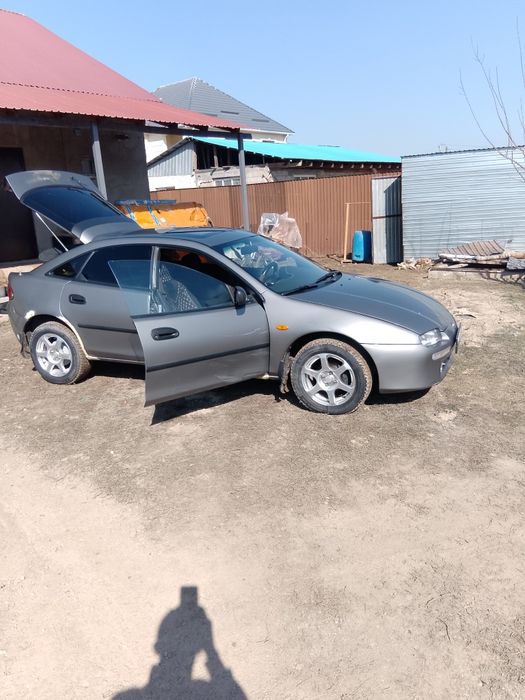 Продам Мазду 323 96 год