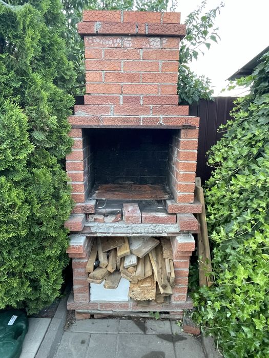 Gratar de cărămidă