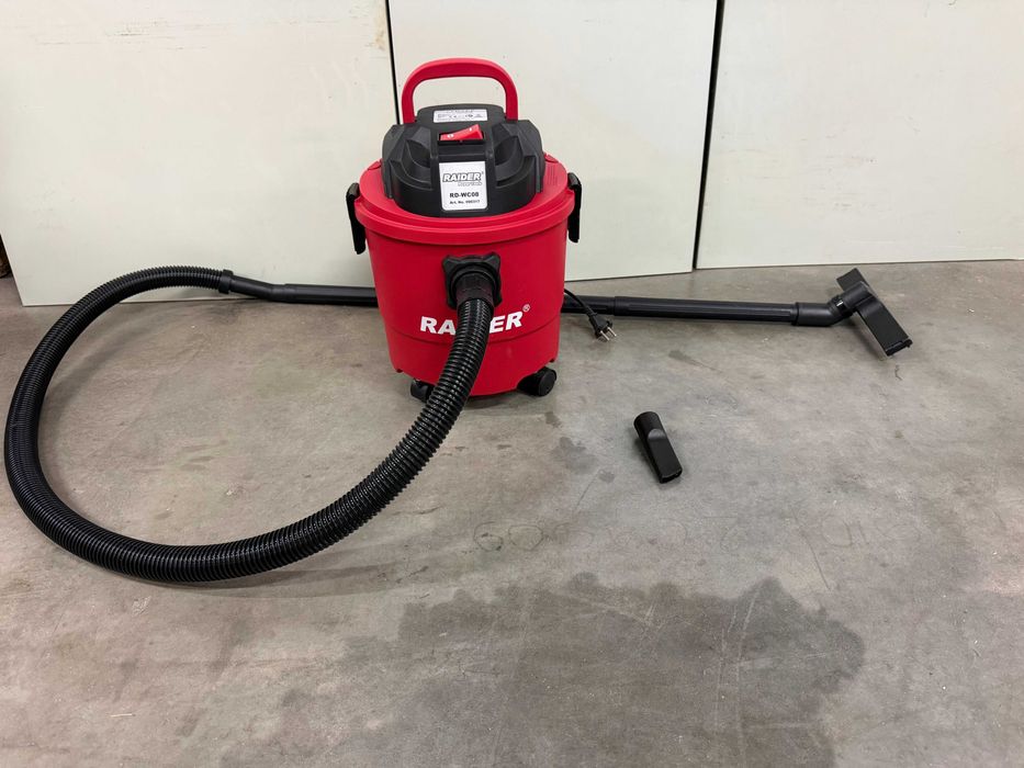 R20 Прахосмукачка за сухо акум. 0.5L 2Ah/Прахосмукачка за сухо и мокро 1250W 15L RD-WC08