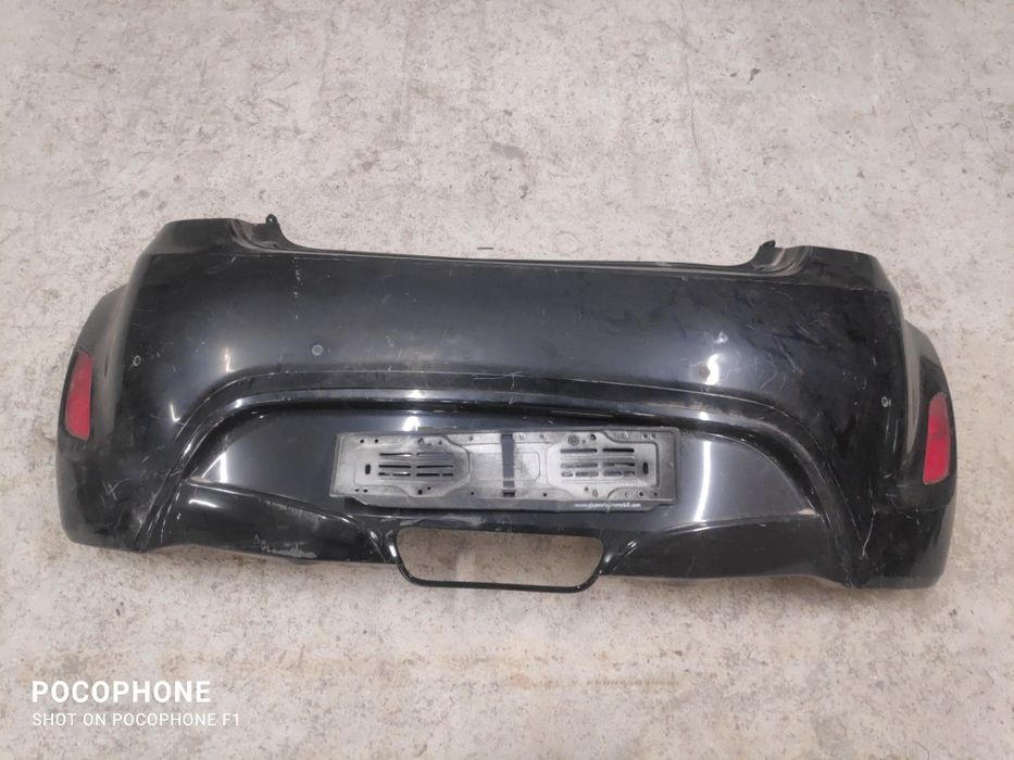 Задна броня Hyundai Veloster / Хюндай Велостер 2014г