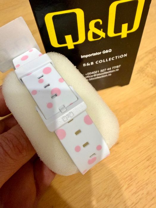 Ceas copii Q&Q Alb-Roz Quartz Miyota – ușor și rezistent la apă