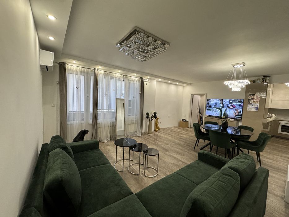 Дава се под наем Двустаен апартамент в София, Редута - 83 кв.м за 841.5 € - Снимка #1