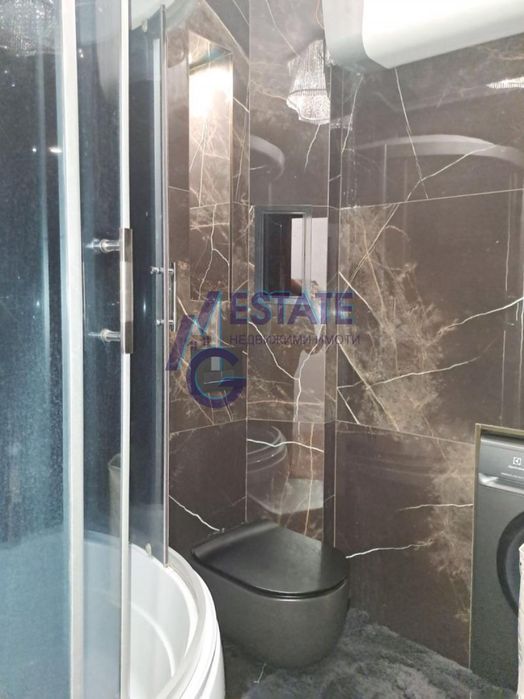 Продава се Двустаен апартамент в Бургас, Център - 80 кв.м за 1594 €/кв.м - Снимка #6