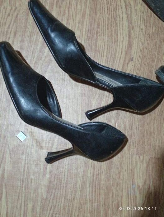 Полусапожки и  туфли женские 35-36 размер.