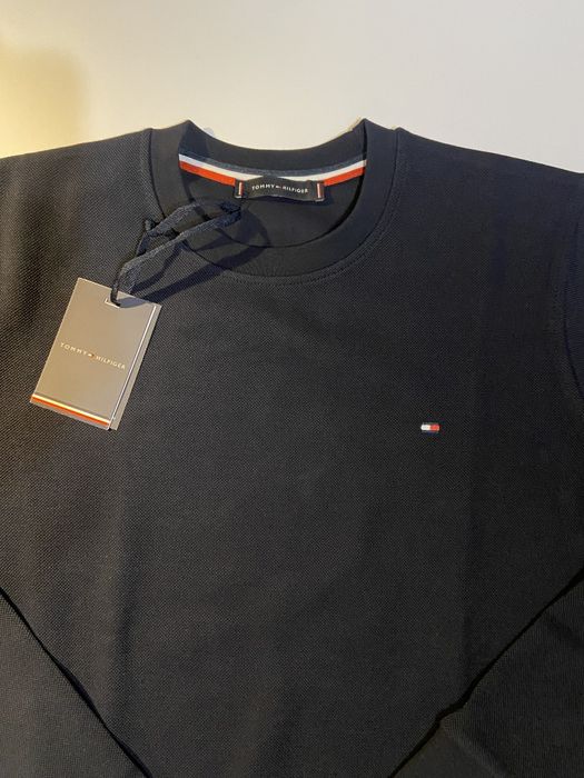 Tommy Hilfiger блузи