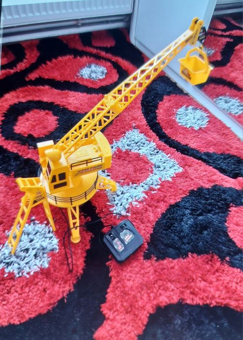 Macara cu telecomanda