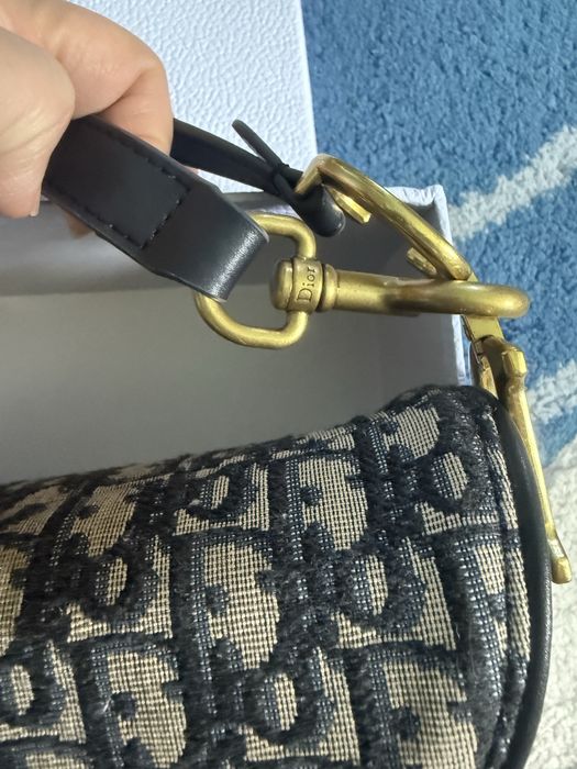 Афтентична dior sadle canva