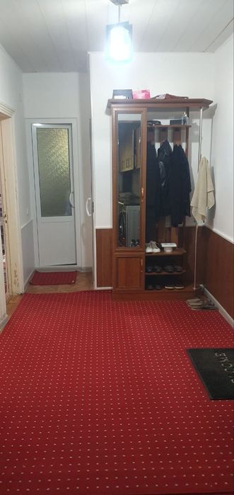 Обкомовский квартира сотилади