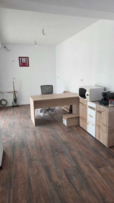 De inchiriat apartament 4 camere, parter, Otopeni