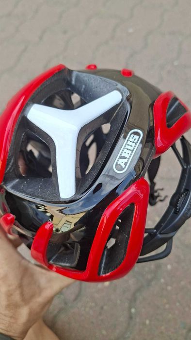 Cască ABUS Airbreaker NOU