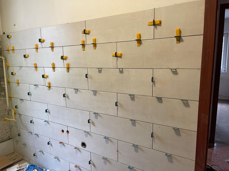 Amenajări interioare, instalații termice, electrice și aer condiționat