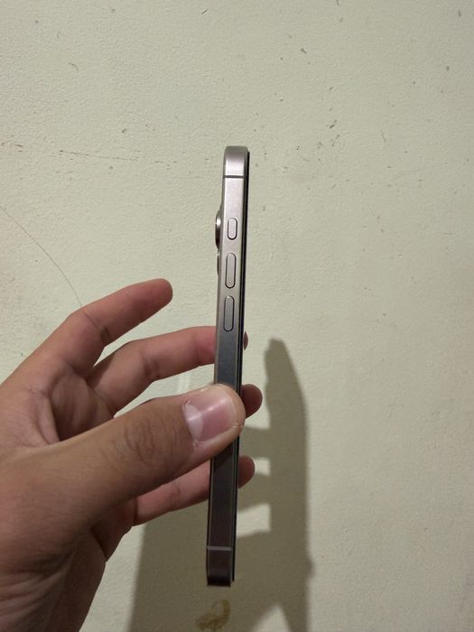 Iphone 16 pro 128gb esim