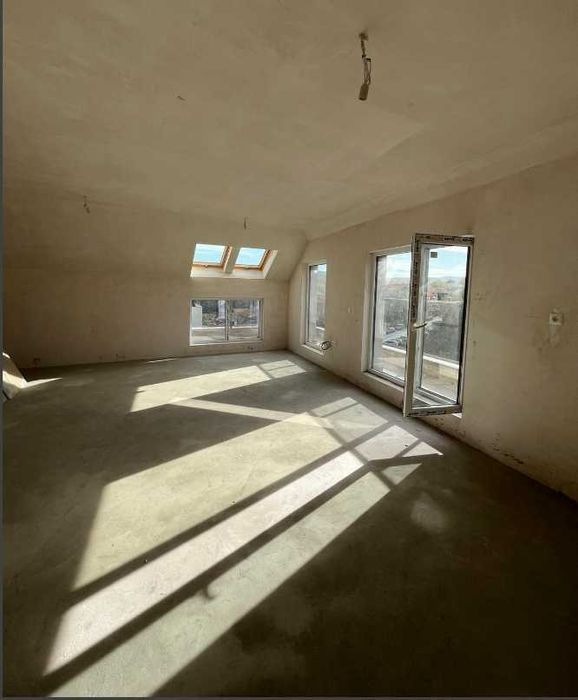 Продава се Мезонет в Варна, Аспарухово - 187 кв.м за 1027 €/кв.м - Снимка #2