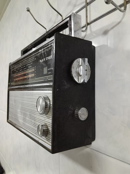 SSSR VEF-202 radio qabul qilgich (original, retro) Kolleksioner