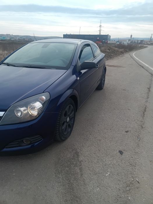 Vând sau schimb Opel Astra GTC
