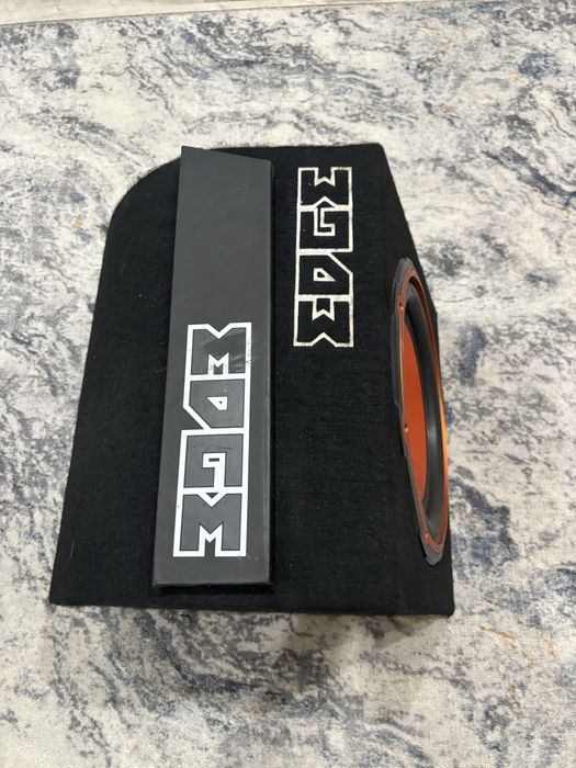 Продаю сабвуфер торг