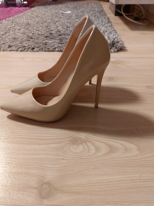 Vand pantofi eleganti Botineli