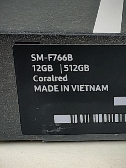 Хб! Samsung Z Flip7  12 / 512 Coralred ЧИСТО НОВ