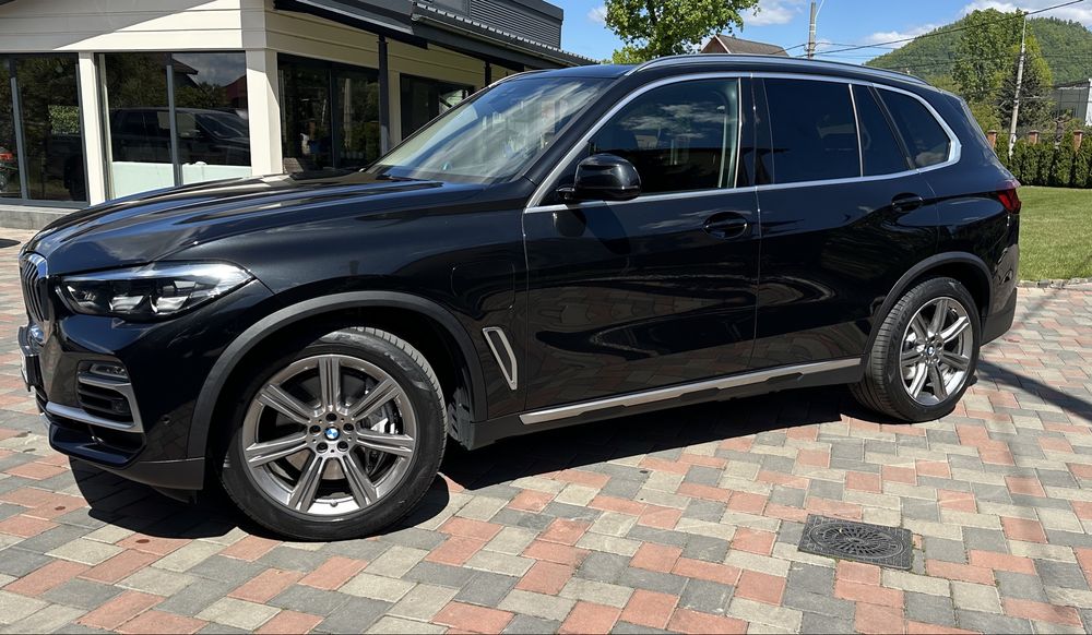 BMW X5 2021 — imagine 2