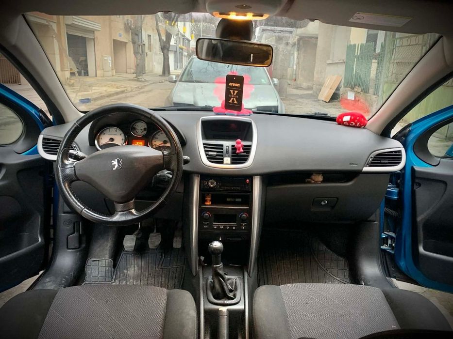 Пежо 207 1.6 120