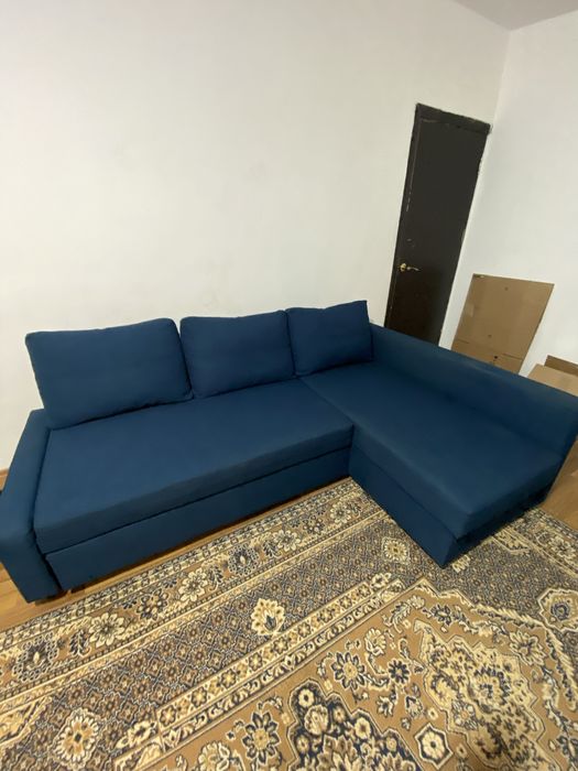 Диван IKEA угловой