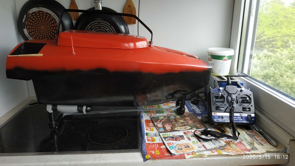 Продавам лодка за захранка