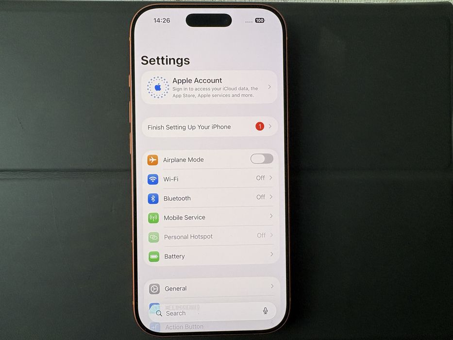 IPhone 17 pro 256гб Cosmic Orange