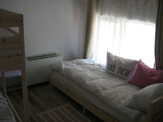 Къща, Апартаменти и Стаи под наем "ХАН КРУМ" - гр. Елин Пелин, Център