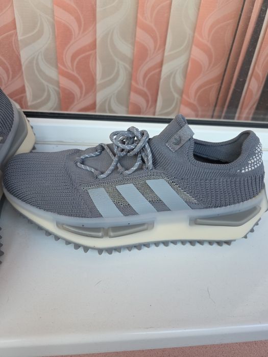 Adidas  nmd   s1