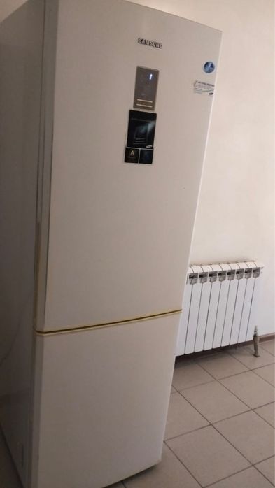 Холодильник Самсунг б/у