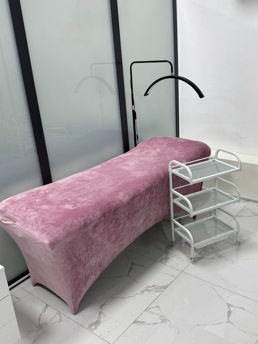 Комплеткт кушетка, лампа, помощник