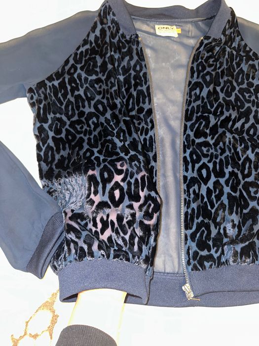 Жилетка/яке ONLY