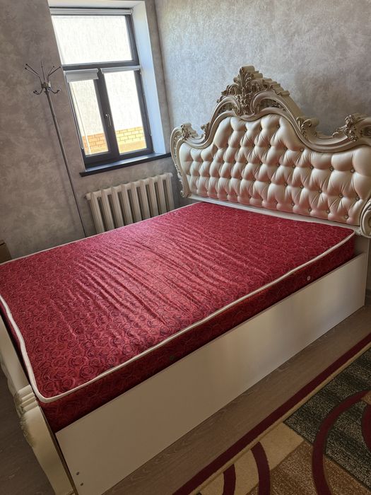 Спальный диван сатылады