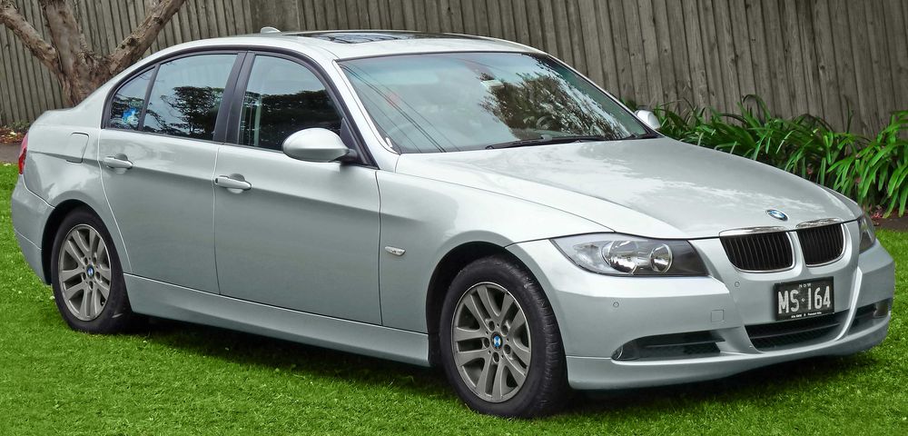 Vand plansa de bord BMW E90 NFL, fara navigatie