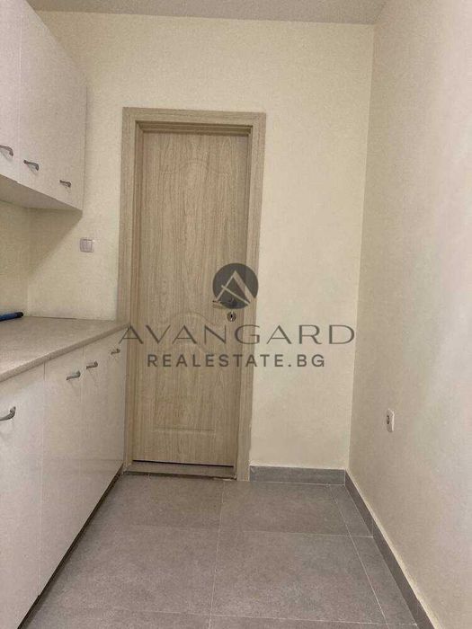 Продава се Офис в Пловдив, Кършияка - 140 кв.м за 1588 €/кв.м - Снимка #8