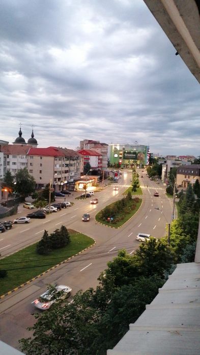 Vând apartament 2 camere decomandat
