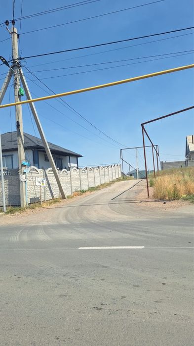 6 соток угловой жер сатылады