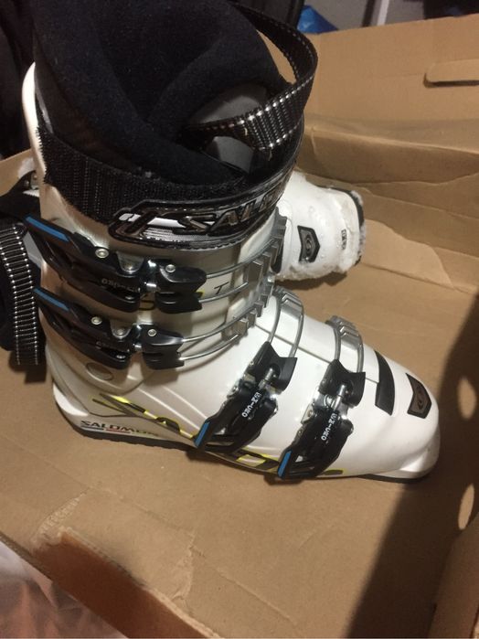 Горнолыжнын ботинки