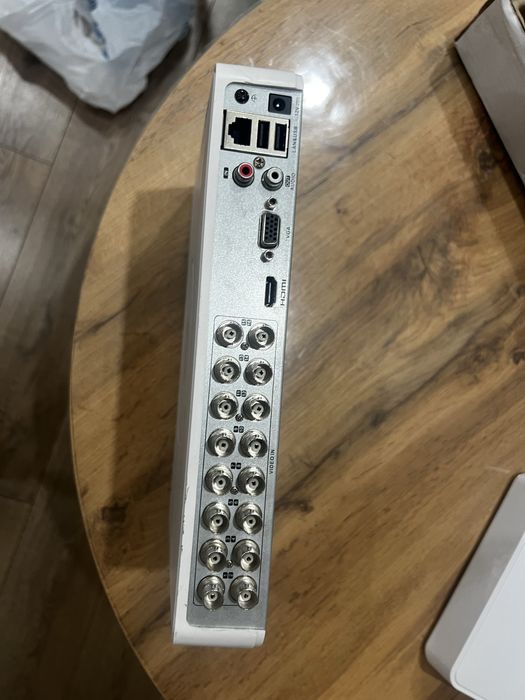 Видеорегистратор Hikvision