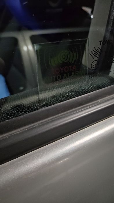 Стикери за аларма на кола