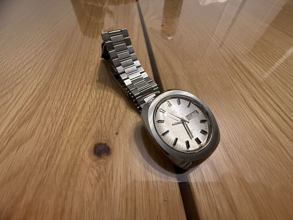 Швейцарски винтидж часовник PROVITA (Automatic)