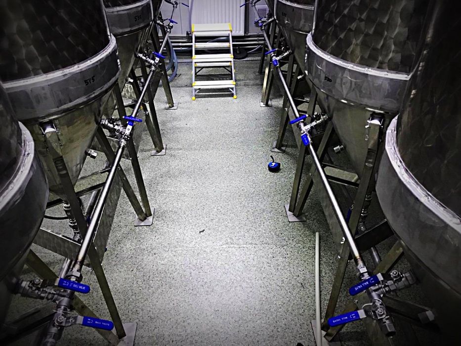 Fabrică modulară de bere artizanală